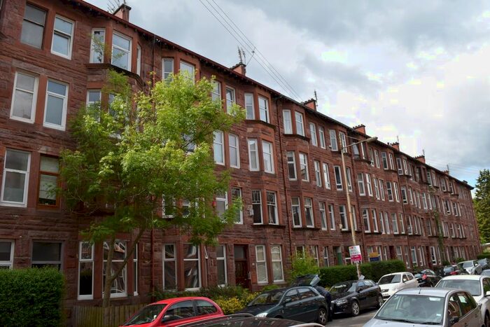 1 Bedroom Flat To Rent In Cartside Street, Flat /, Battlefield, Glasgow, G42