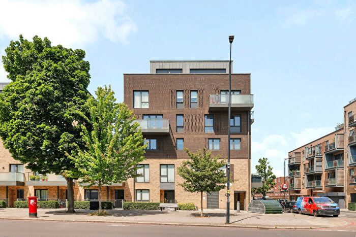 1 Bedroom Flat For Sale In Carlton Grove, SE15