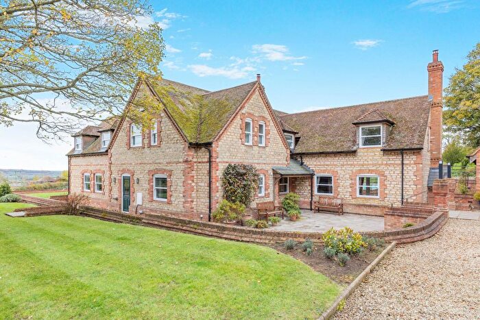 5 Bedroom Property For Sale In Kirkdene, Pitchcott, HP22