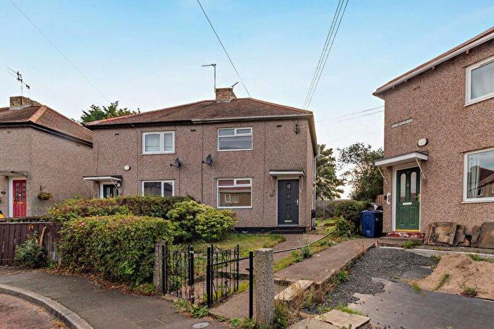2 Bedroom Semi-Detached House For Sale In Tyne Gardens, Ryton, NE40