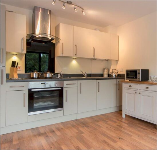 1 Bedroom Flat To Rent In Woodhead Drive, Cambridge, CB4