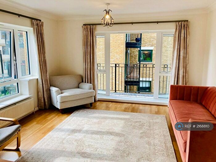 2 Bedroom Flat To Rent In Rotherhithe Street, London, SE16