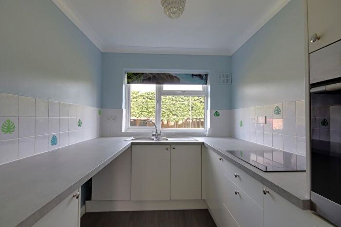 2 Bedroom Maisonette To Rent In Painswick Road, Matson, Gloucester, GL4