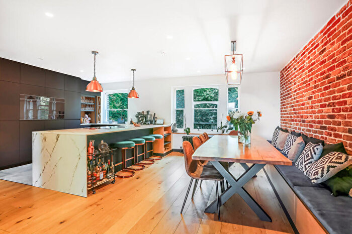 3 Bedroom Maisonette For Sale In King Henry's Road, Primrose Hill, NW3