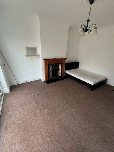 4 Bedroom Semi-Detached House To Rent In Northumberland Road, Barnet, London, EN5