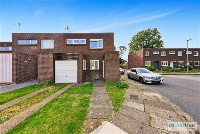 4 Bedroom End Of Terrace House To Rent In Linksway, Hendon, NW4