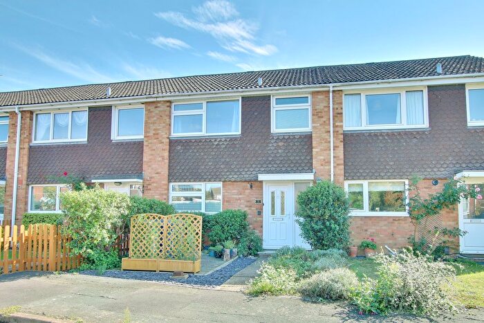 3 Bedroom Terraced House To Rent In Kestrel Close, St. Ives, Cambridgeshire, PE27