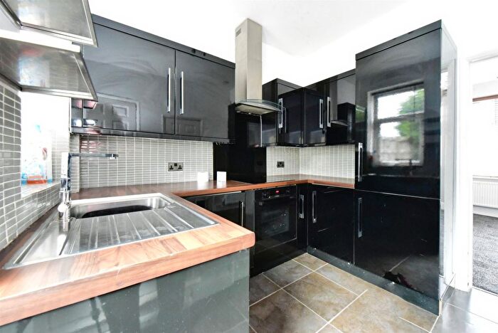 2 Bedroom End Of Terrace House For Sale In Quarry Field Lane, Wickersley, Rotherham, S66