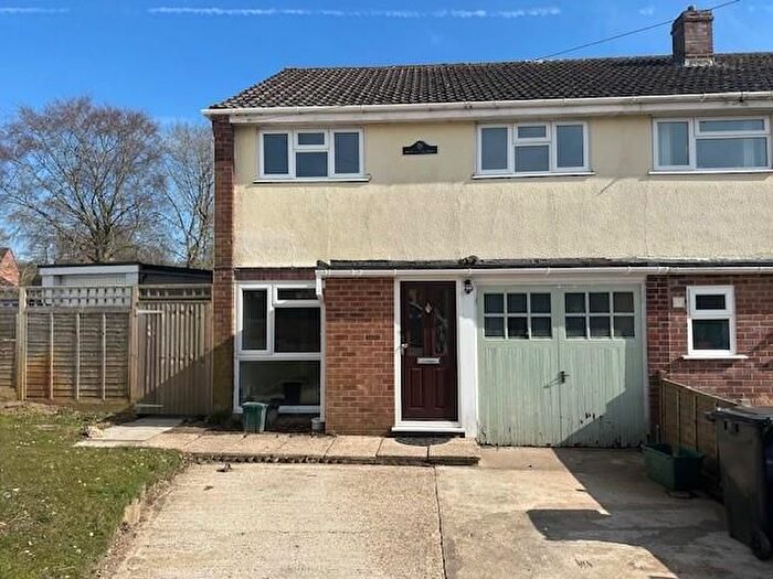 3 Bedroom Semi-Detached House To Rent In Cold Ash Hill, Cold Ash, RG18