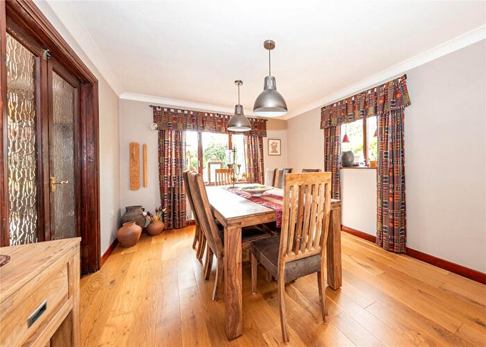 4 Bedroom Detached House For Sale In Boulters Lock, Giffard Park, Milton Keynes, Buckinghamshire, MK14