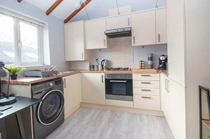 2 Bedroom Flat To Rent In Forest Mews, Totton, Southampton, SO40