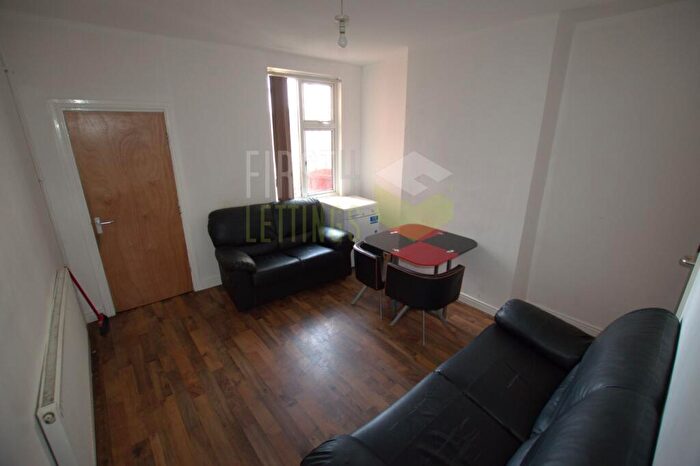 3 Bedroom Terraced House To Rent In Welford Road, Clarendon Park, LE2