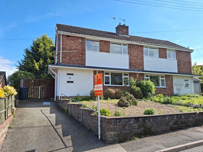 3 Bedroom Semi-Detached House For Sale In Richmond Road, Bewdley, Worcestershire, DY12