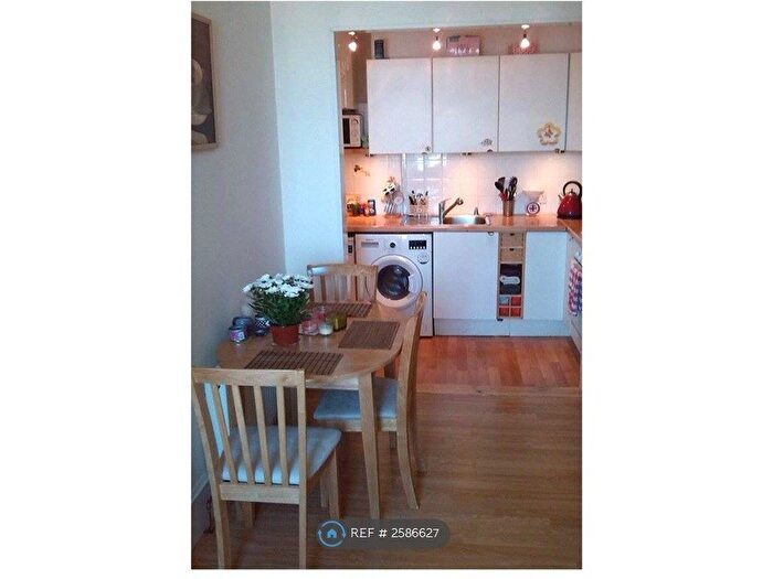 3 Bedroom Flat To Rent In Aberdeen, Aberdeen, AB25