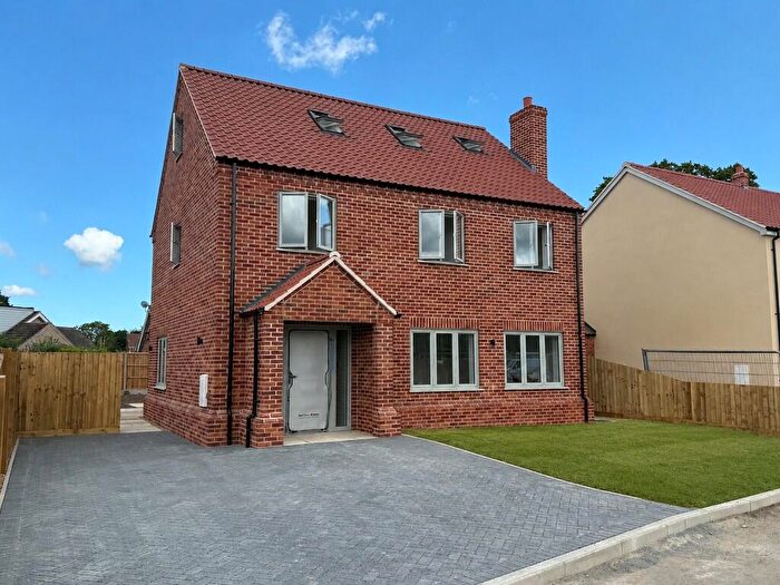 4 Bedroom Detached House For Sale In Russell Court, Pott Row, PE32