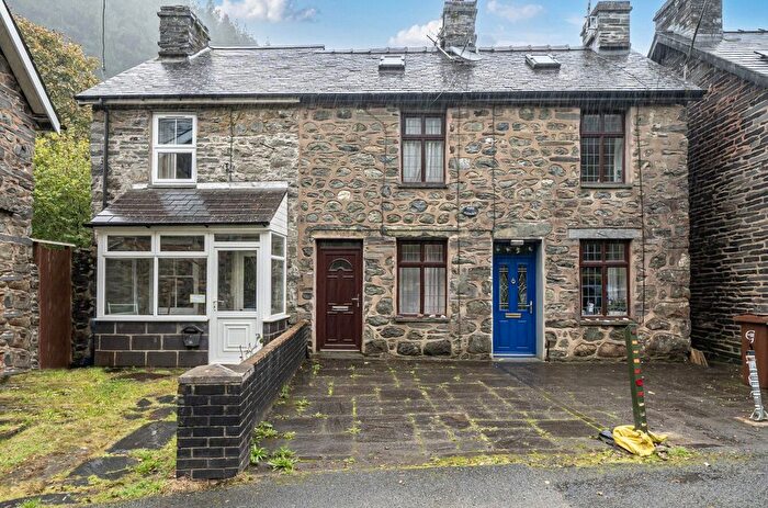 2 Bedroom Terraced House For Sale In Park Terrace, Corris, Machynlleth, Gwynedd, SY20