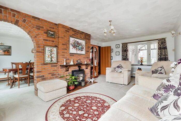 3 Bedroom Bungalow For Sale In Bellrope Lane, Wymondham, Norfolk, NR18