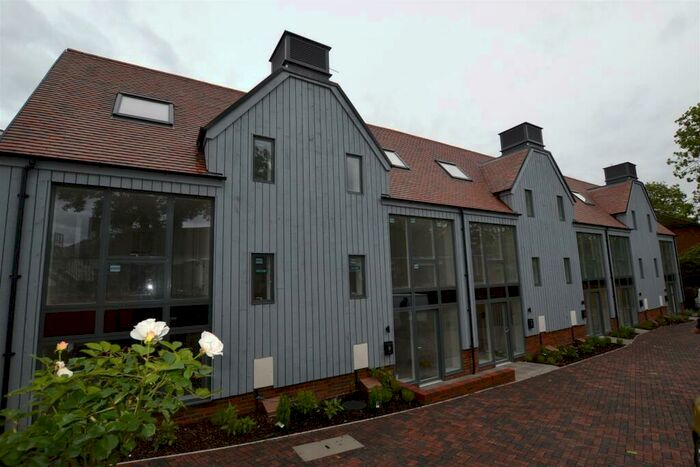 2 Bedroom Town House To Rent In Wantage Town Centre, OX12