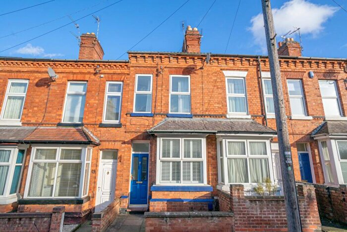 3 Bedroom Terraced House To Rent In St Leonards Road, Clarendon Park, Leicester, LE2