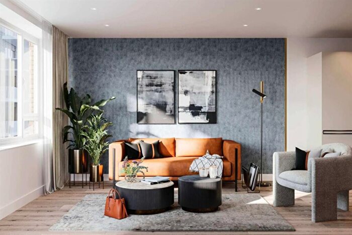 1 Bedroom Apartment For Sale In Lombard Square, Southlake Road, London, SE28