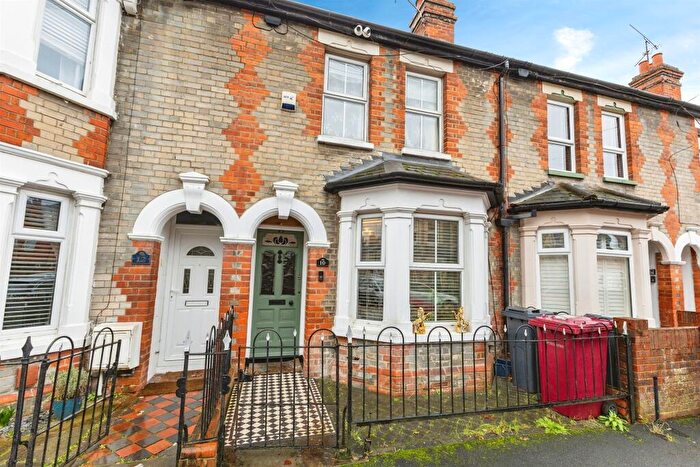 4 Bedroom Terraced House For Sale In Surrey Road, Reading, RG2