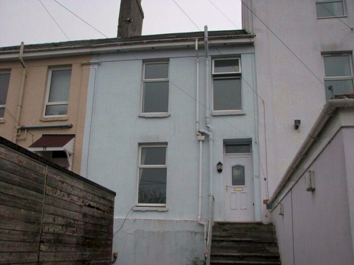 2 Bedroom Flat To Rent In Mutley, PL3