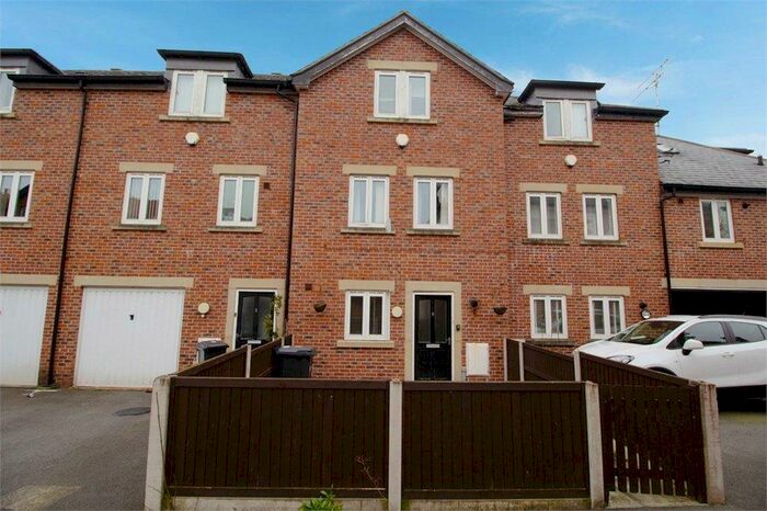 3 Bedroom Terraced House For Sale In Gladstone Court, Hawarden, Deeside, CH5