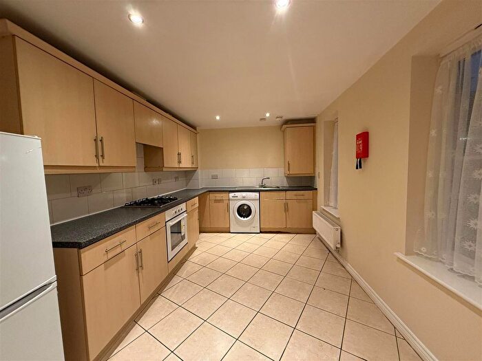 2 Bedroom Flat To Rent In Hevingham Drive, Chadwell Heath, Romford, RM6