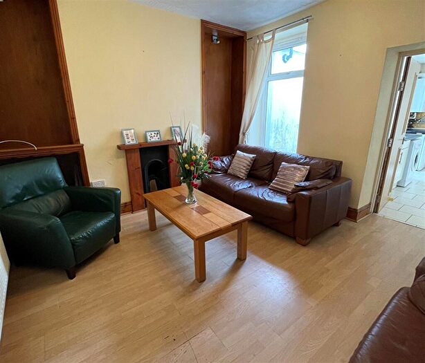 4 Bedroom Terraced House To Rent In Letty Street, Cardiff, CF24