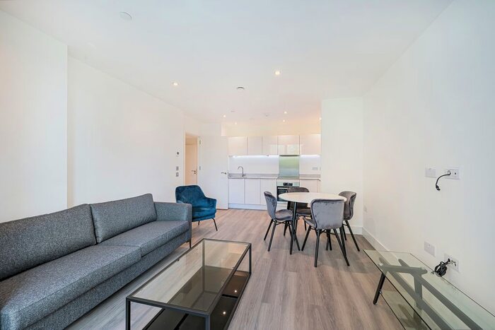 1 Bedroom Flat To Rent In Garnet Place, West Drayton, UB7