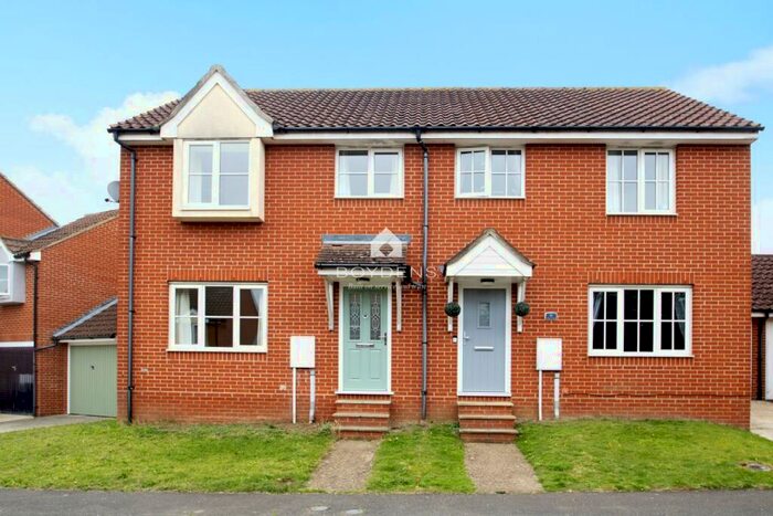 3 Bedroom Terraced House To Rent In Well Field, Halstead, Essex, CO9