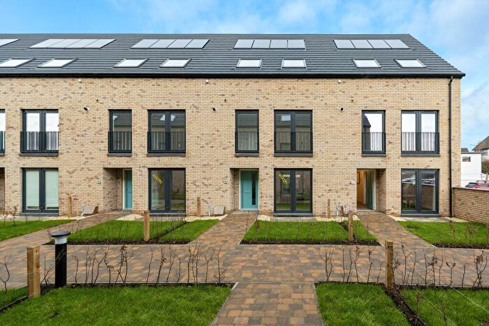 4 Bedroom Terraced House To Rent In Elrig Gate, Circle Green, Newlands, Glasgow, G44