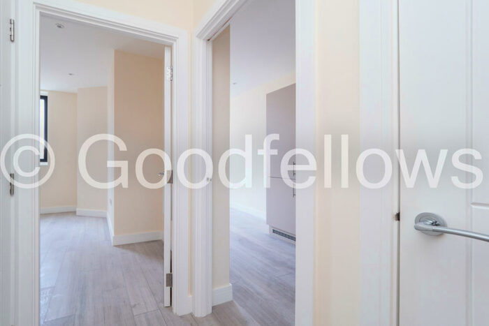 1 Bedroom Apartment To Rent In Ewell Road, Cheam, Sutton, SM3