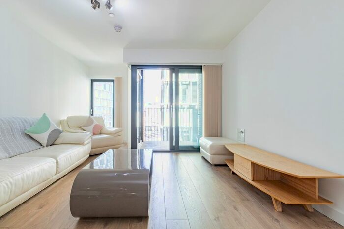 1 Bedroom Flat To Rent In Great Eastern Road, London, E15