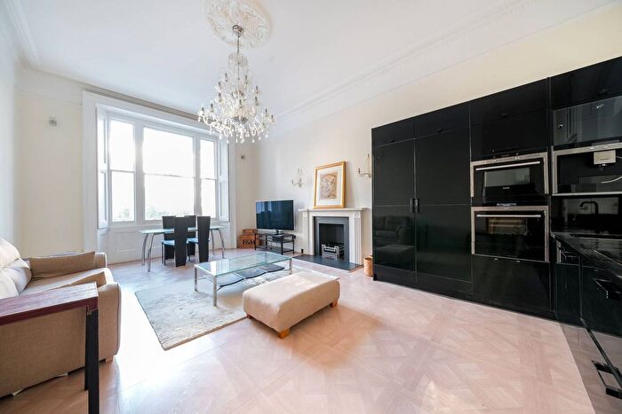2 Bedroom Flat To Rent In Cornwall Gardens, South Kensington, SW7