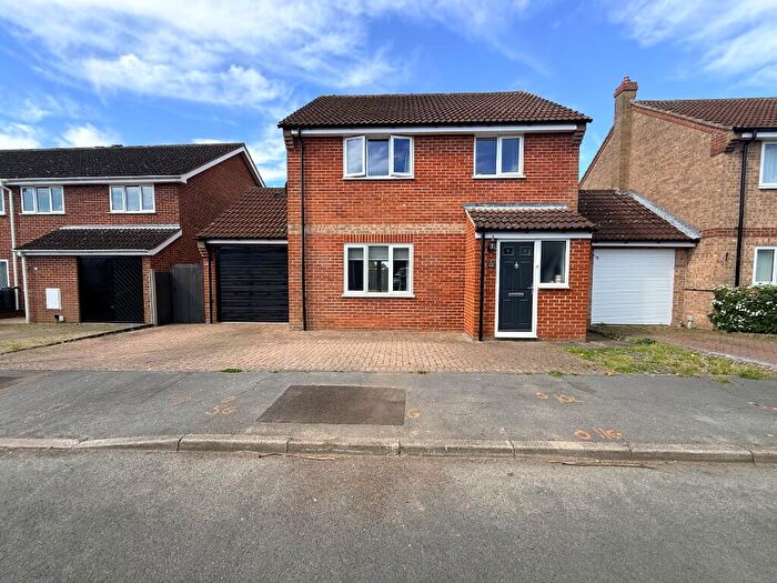 4 Bedroom Detached House For Sale In Arlington Close, Attleborough, Norfolk, NR17