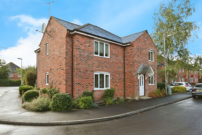 2 Bedroom Flat For Sale In Francis Copse, Colden Common, Winchester, SO21