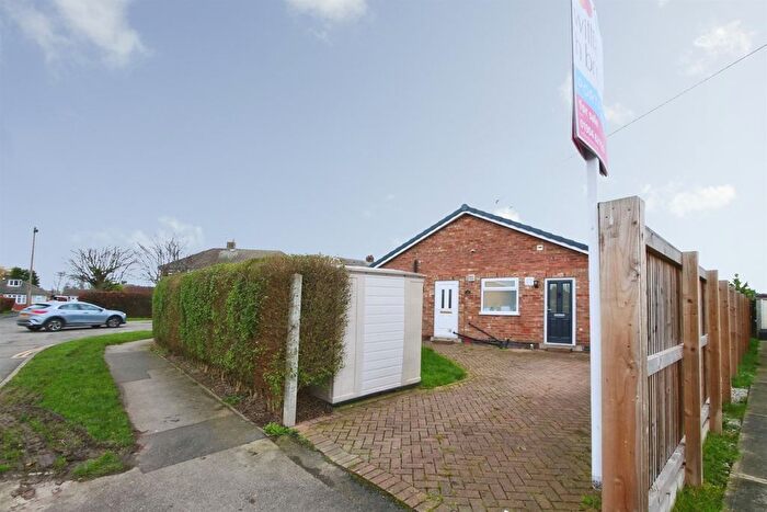 2 Bedroom Semi-Detached Bungalow For Sale In Doriam Avenue, York, YO31