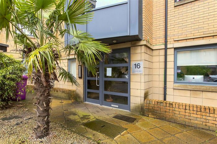 2 Bedroom Flat To Rent In Rennies Isle, Leith, Edinburgh, EH6