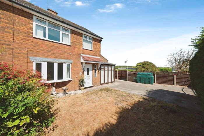 3 Bedroom Semi-Detached House For Sale In School Lane, Stainton, Rotherham, S66