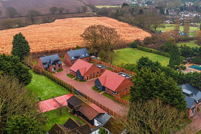 3 Bedroom Detached Bungalow For Sale In Tottenhoe North Drive, Brentwood, CM13
