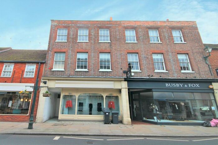 3 Bedroom Apartment To Rent In Bell Street, Henley-on-Thames, RG9