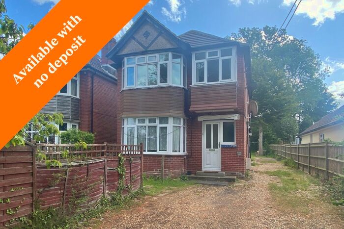 1 Bedroom Flat To Rent In Bournemouth Road, Chandler's Ford, Eastleigh, SO53