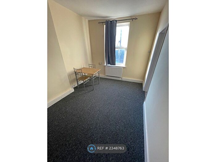 1 Bedroom Flat To Rent In High Road Leyton, London, E10