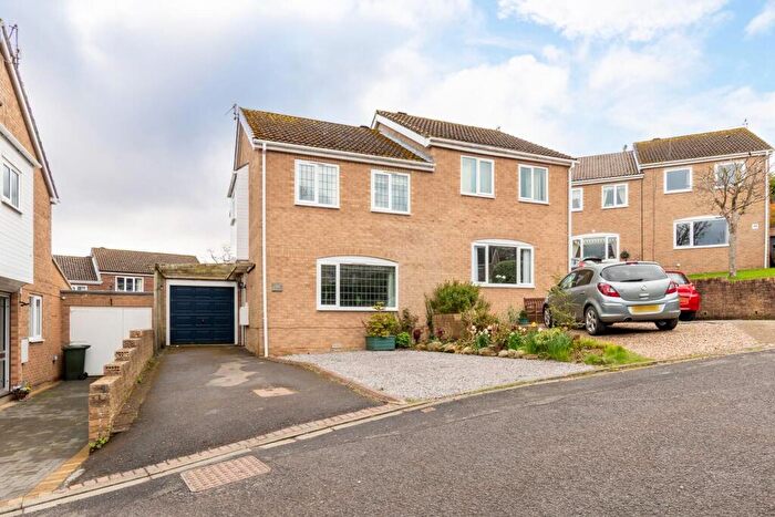 3 Bedroom Semi Detached House For Sale In Dotland Close, Hexham, NE46