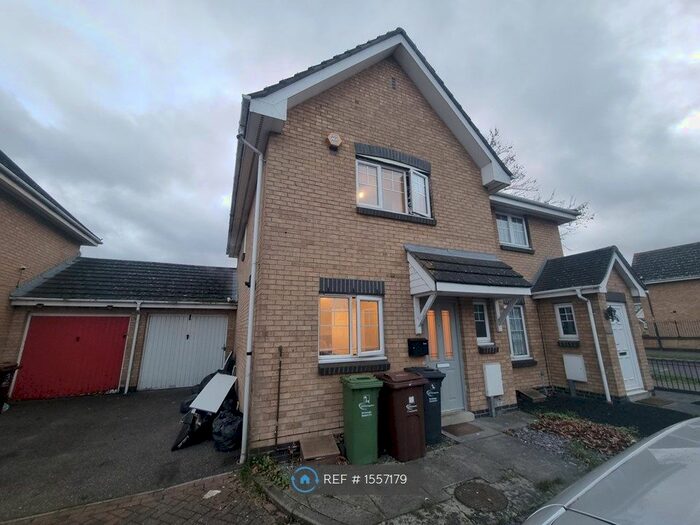 3 Bedroom Terraced House To Rent In Anchor Close, Barking, IG11