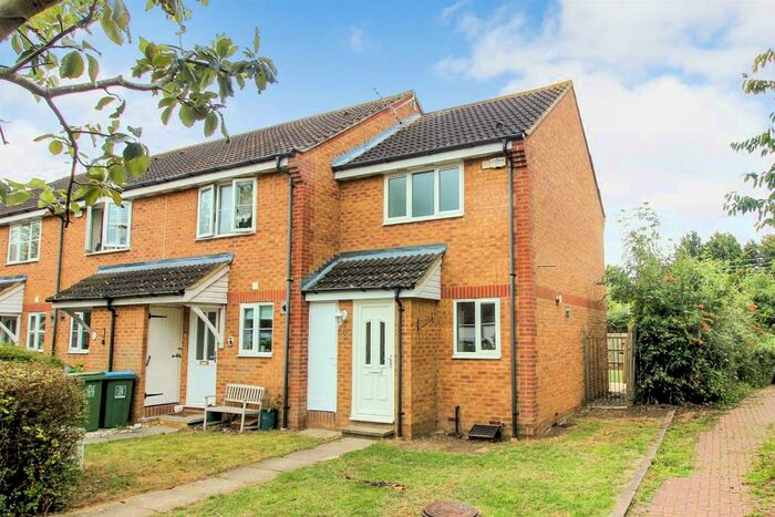 1 Bedroom End Of Terrace House To Rent In Avocet Way, Aylesbury, HP19