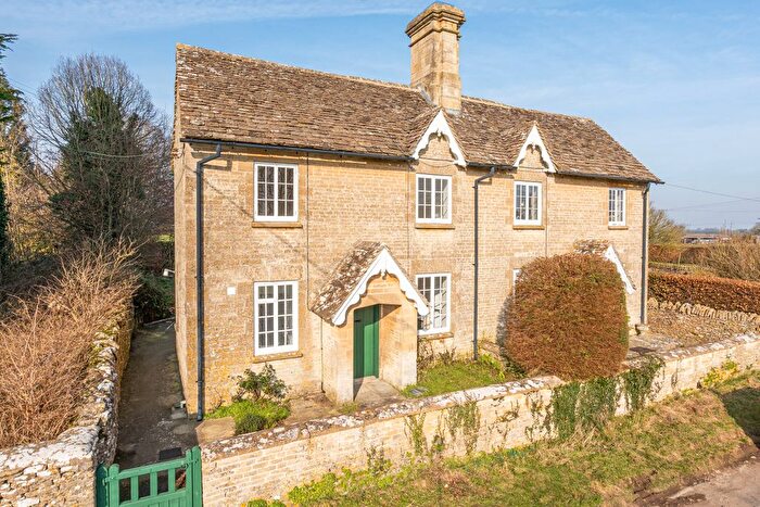 3 Bedroom Cottage To Rent In Rodmarton, Cirencester, GL7