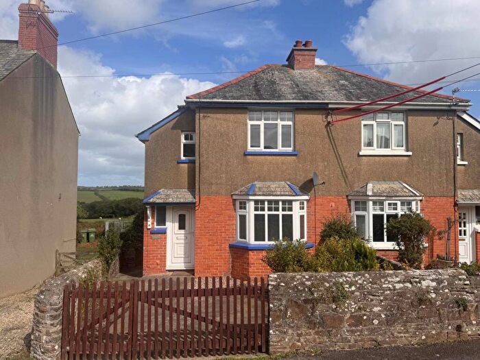 3 Bedroom Semi Detached House For Sale In Pump Lane, Abbotsham, EX39