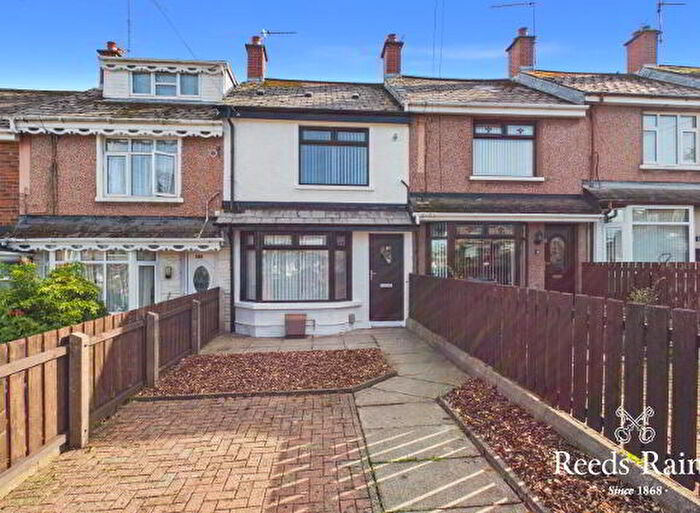 2 Bedroom Mid Terraced House For Sale In Holmdene Gardens, Belfast, BT14